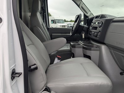 2025 Ford E-Series Cutaway Base