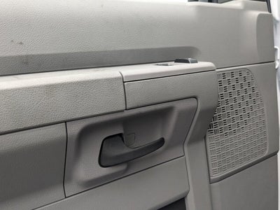 2025 Ford E-Series Cutaway Base