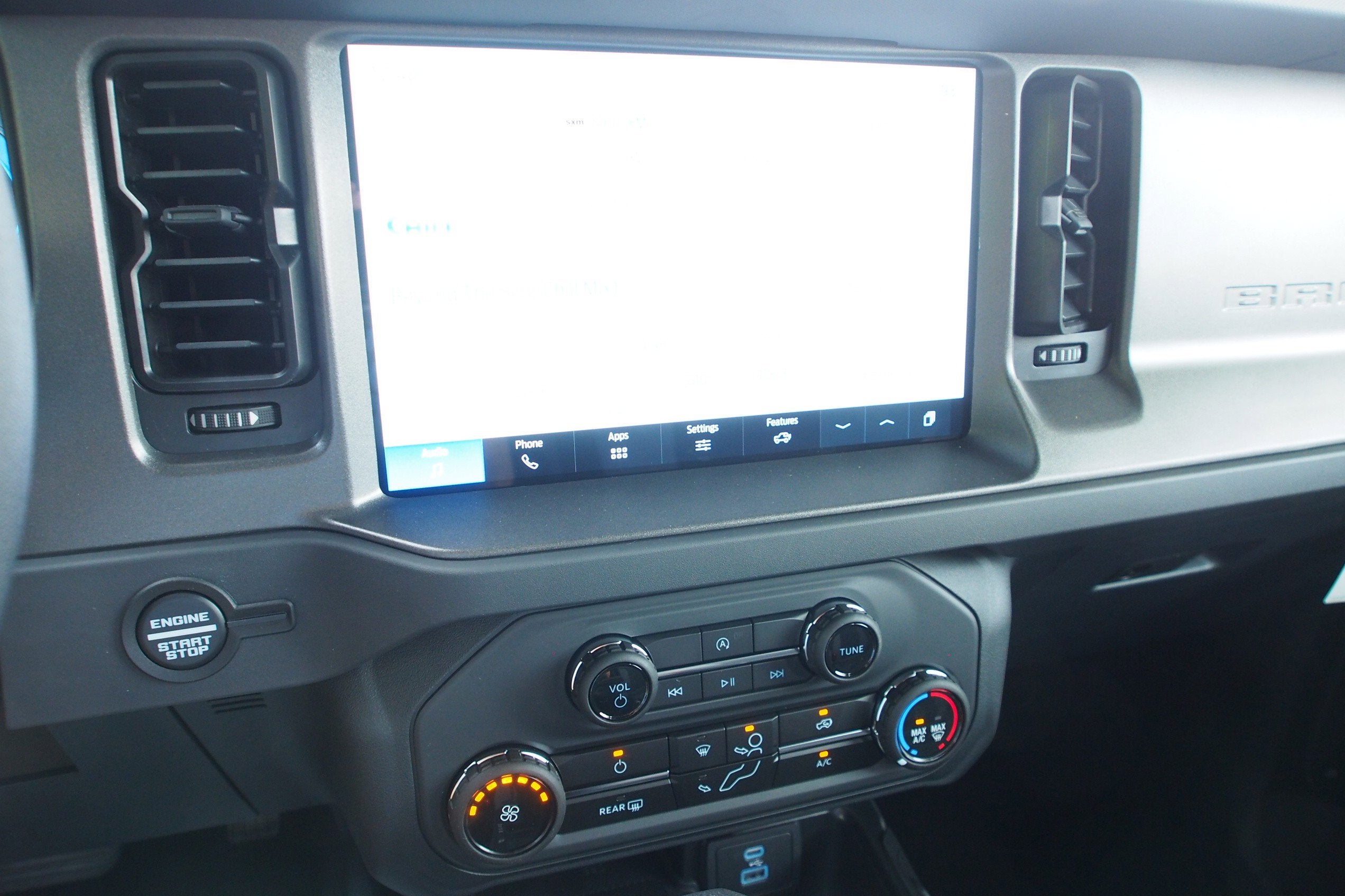 2025 Ford Bronco Base - Crossroads Courtesy Demo