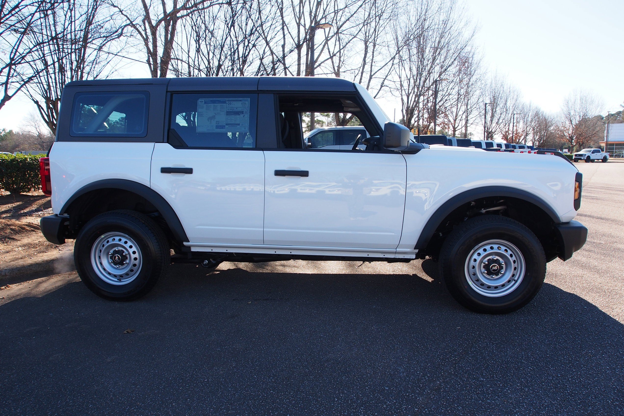 2025 Ford Bronco Base