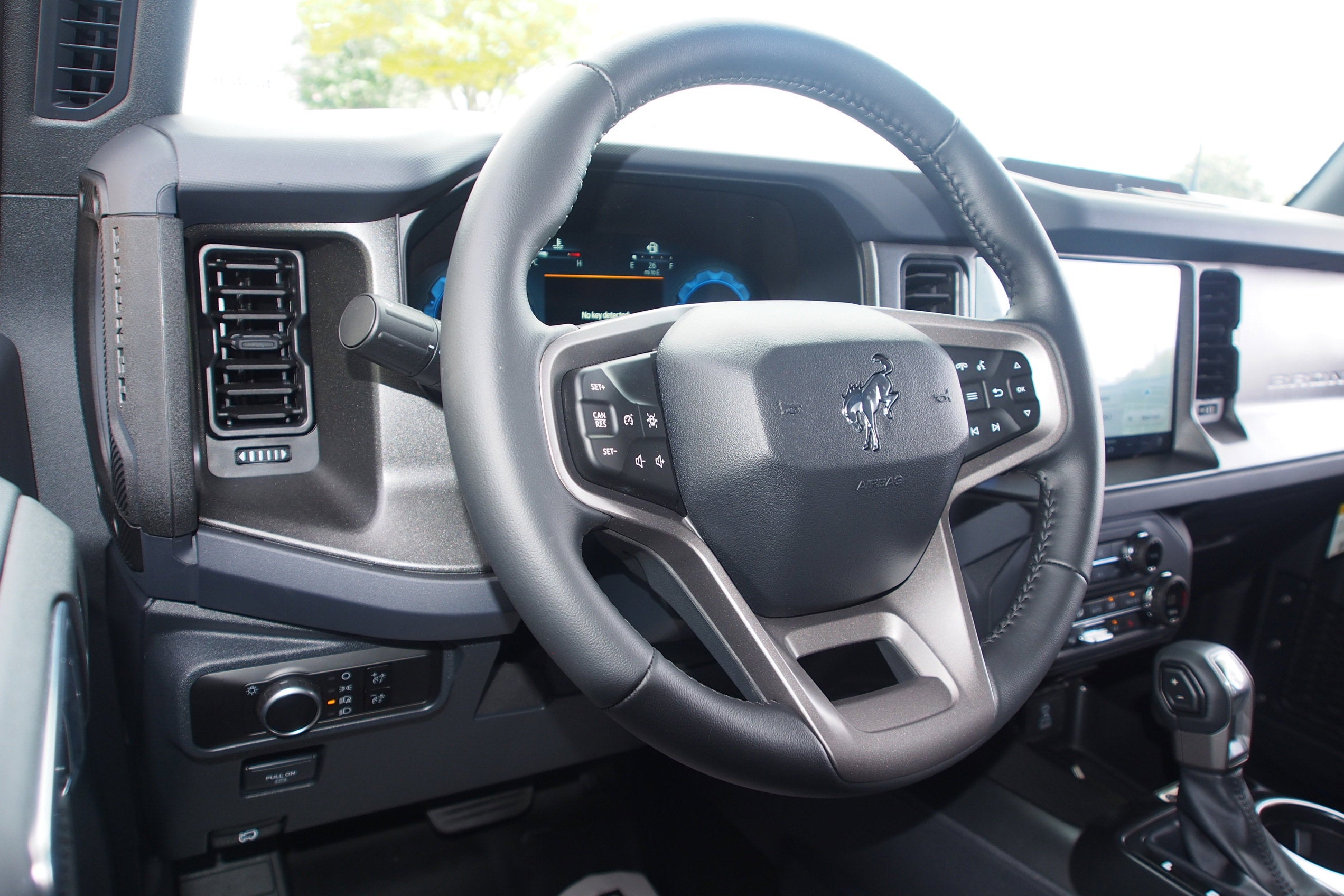 2025 Ford Bronco Big Bend - Crossroads Courtesy Demo