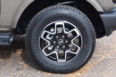 2025 Ford Bronco Outer Banks - Crossroads Courtesy Demo