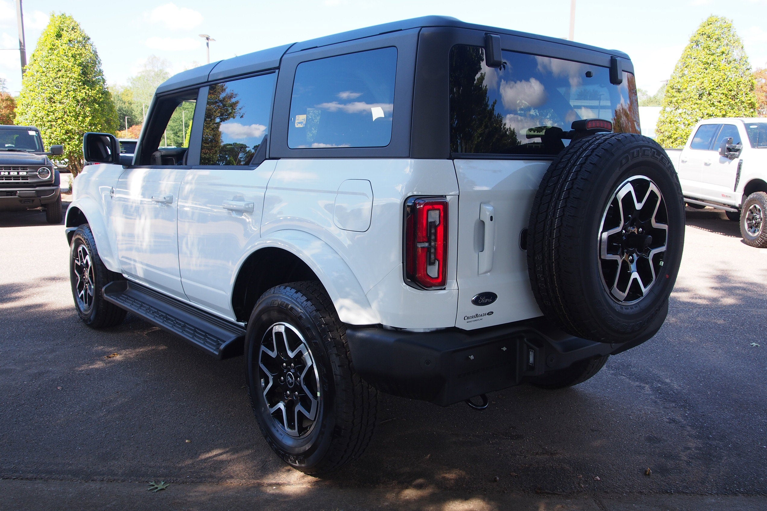 2025 Ford Bronco Outer Banks - Crossroads Courtesy Demo