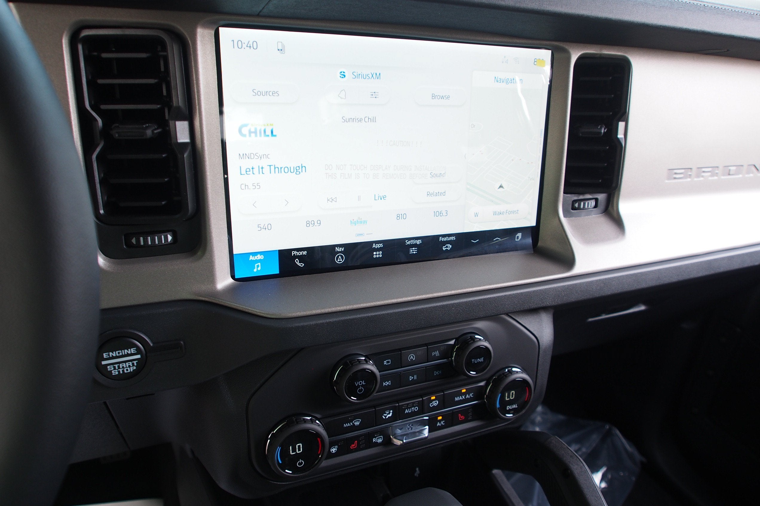 2026 Ford Bronco Outer Banks