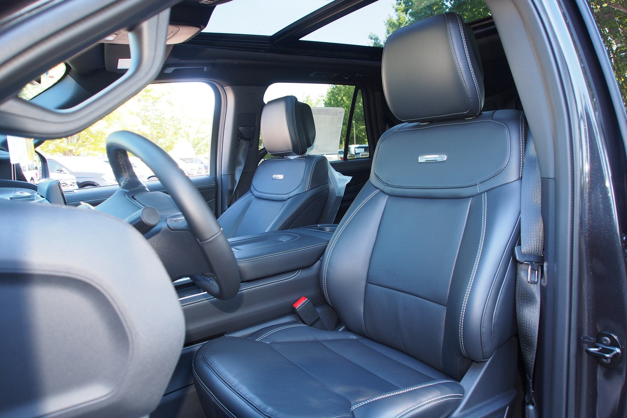 2027 Ford Expedition Platinum