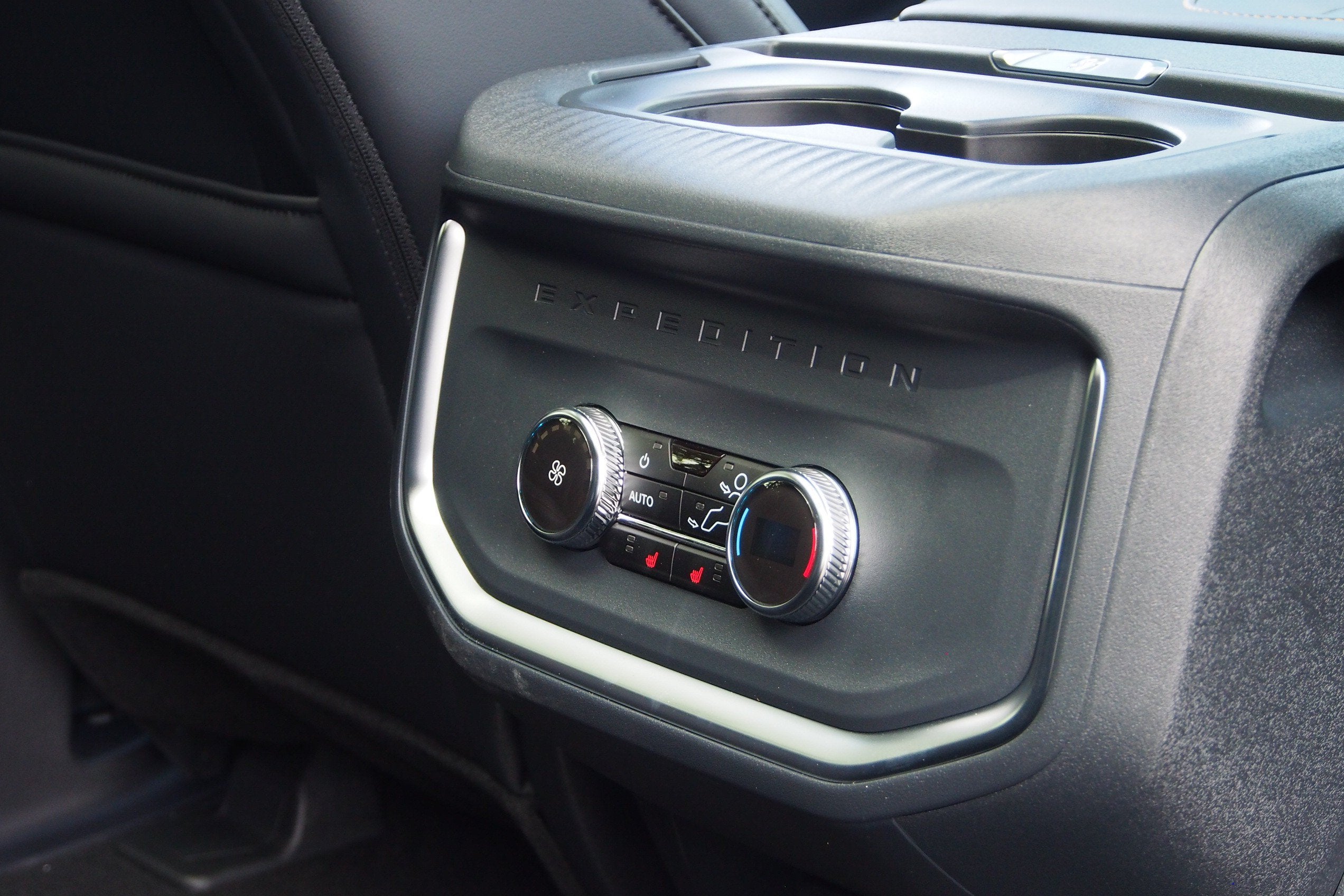 2027 Ford Expedition Tremor