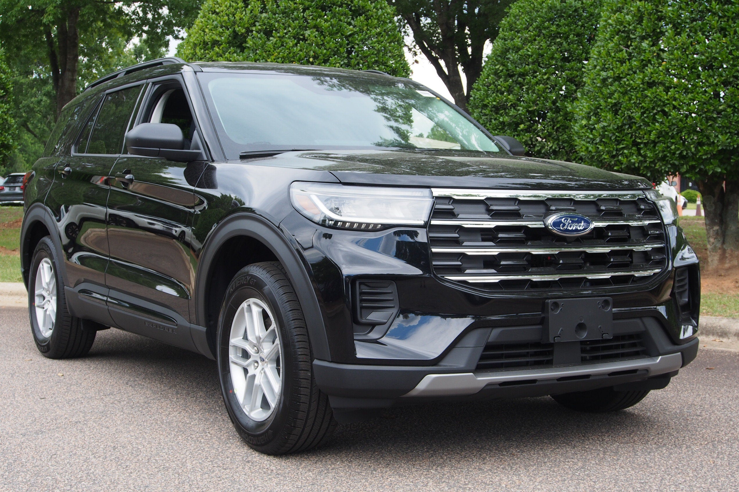 2026 Ford Explorer Active w/200A Pkg - Crossroads Courtesy Demo