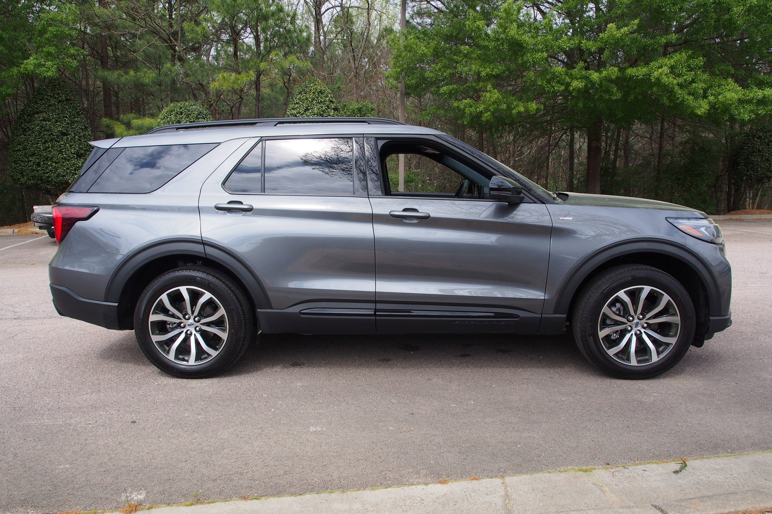 2026 Ford Explorer ST-Line - Crossroads Courtesy Demo