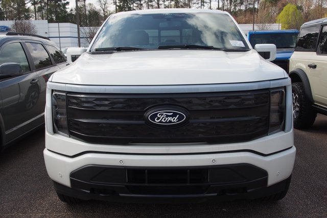 2025 Ford F-150 Lightning Platinum