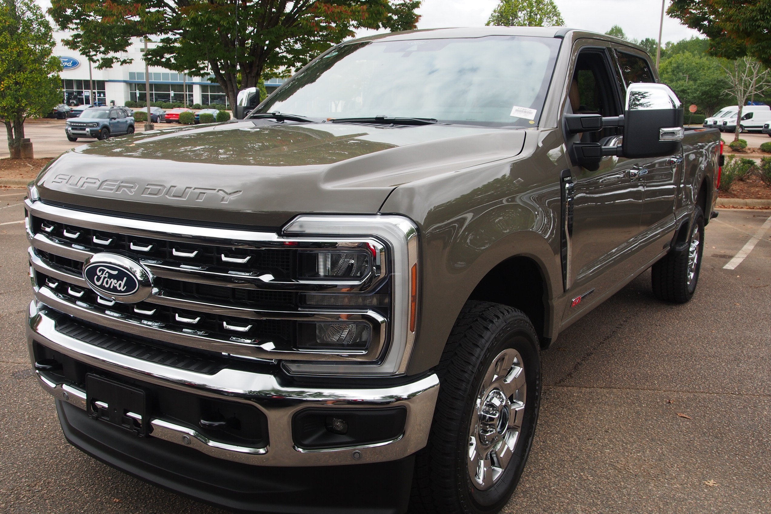 2027 Ford Super Duty F-250 SRW LARIAT