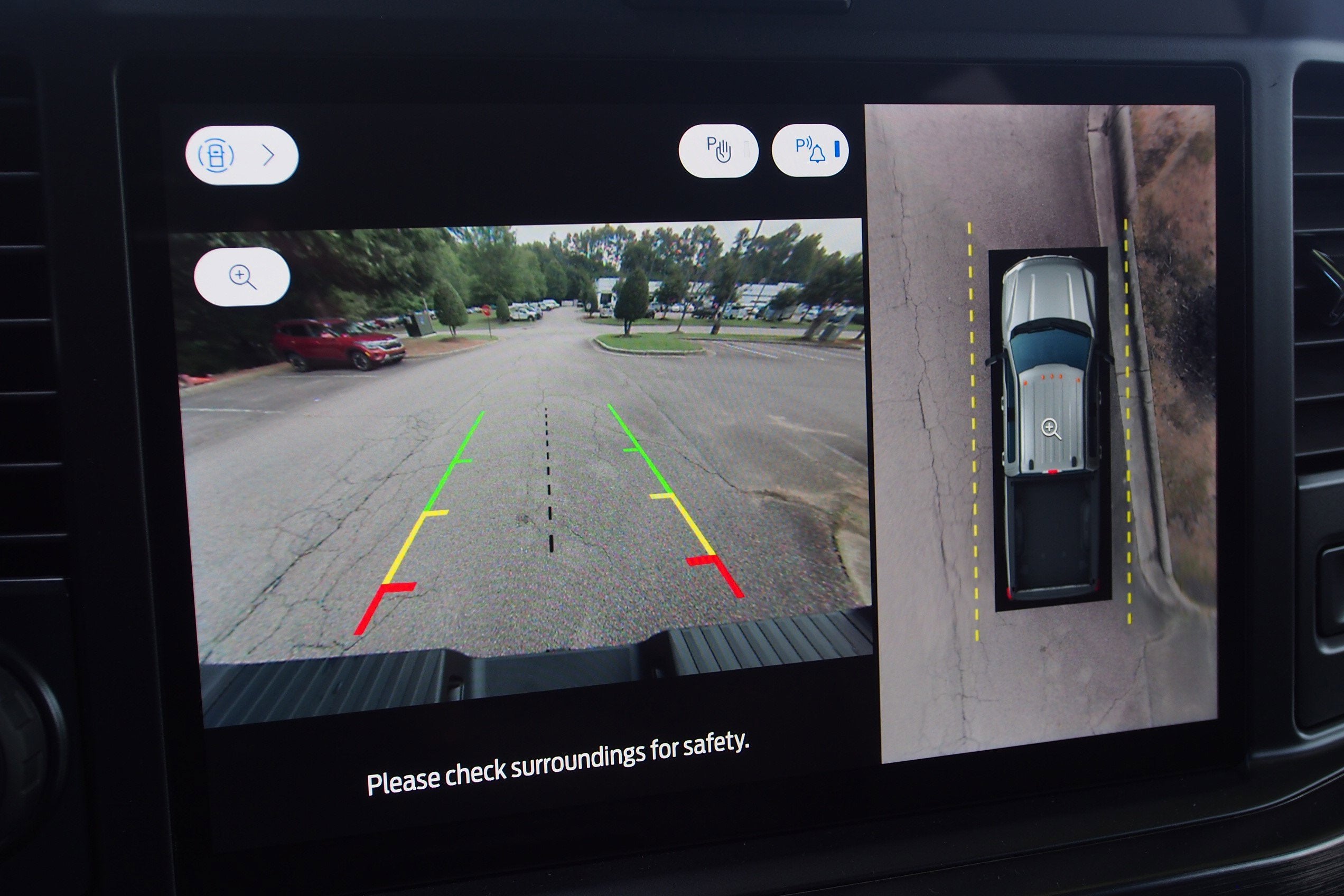 2025 Ford Super Duty F-350 SRW LARIAT