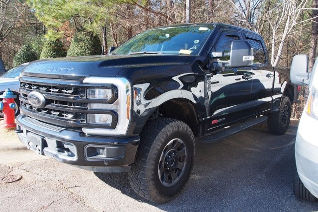 2024 Ford Super Duty F-350 SRW LARIAT