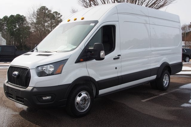2025 Ford Transit Cargo Van Base