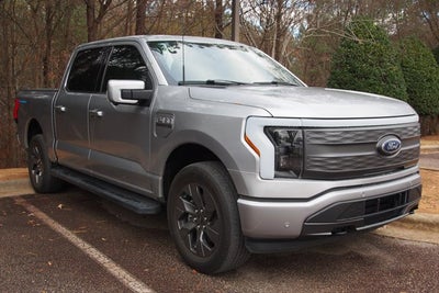 2023 Ford F-150 Lightning LARIAT