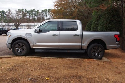 2023 Ford F-150 Lightning LARIAT