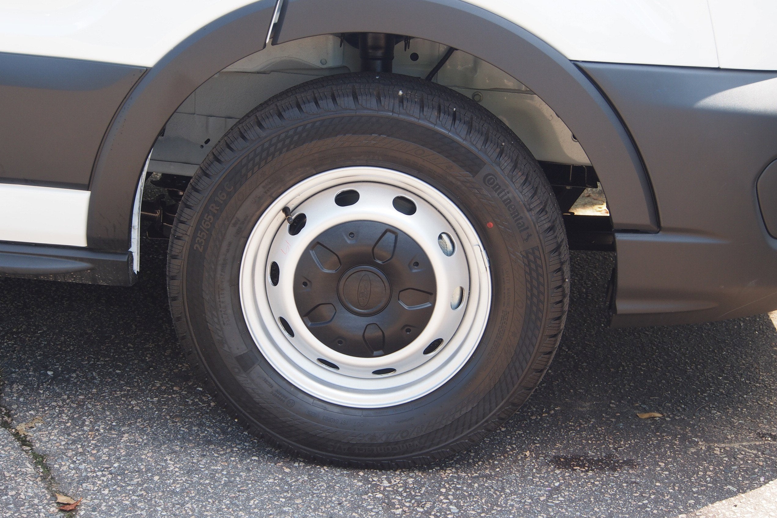 2025 Ford Transit Cargo Van Base