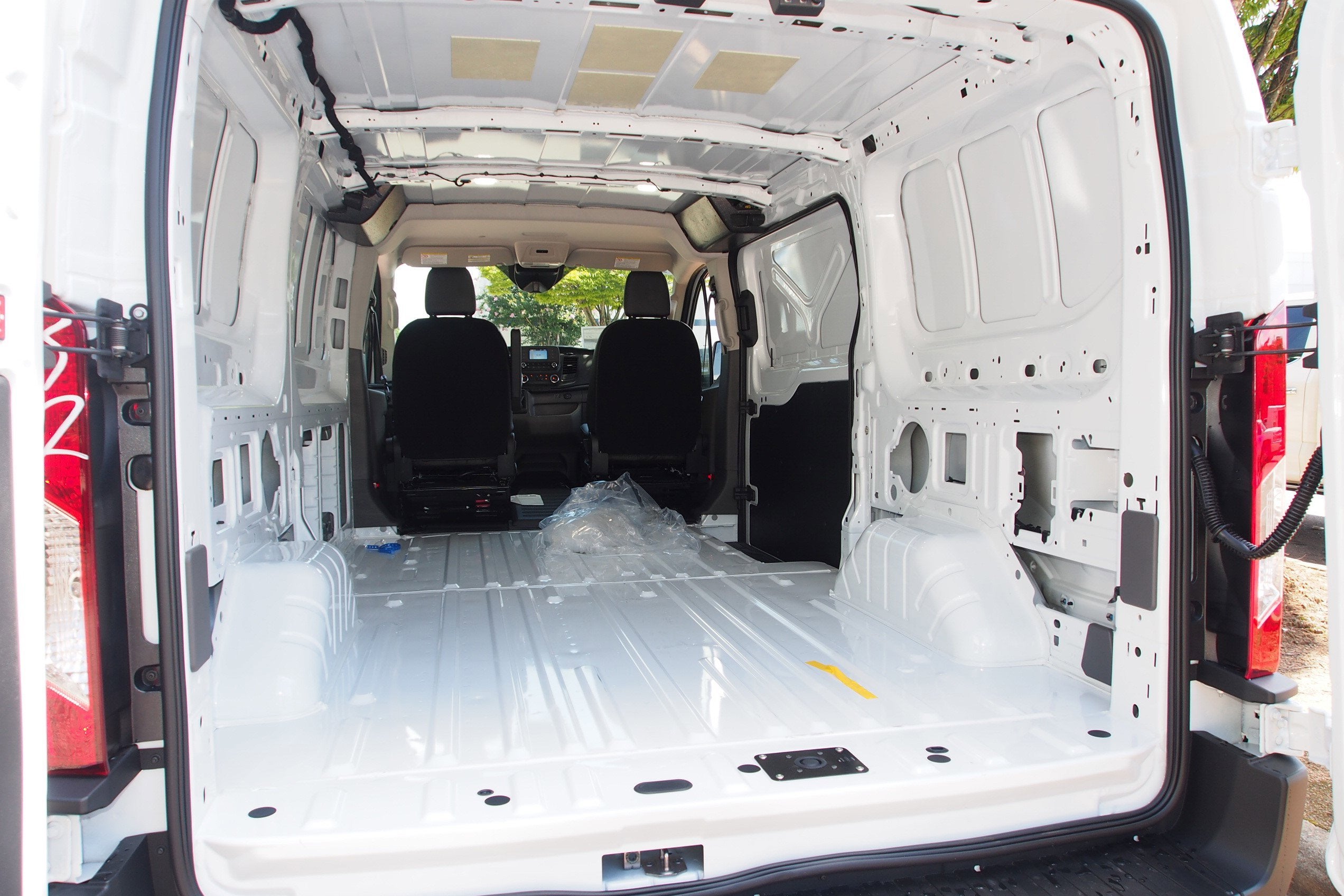 2025 Ford Transit Cargo Van Base