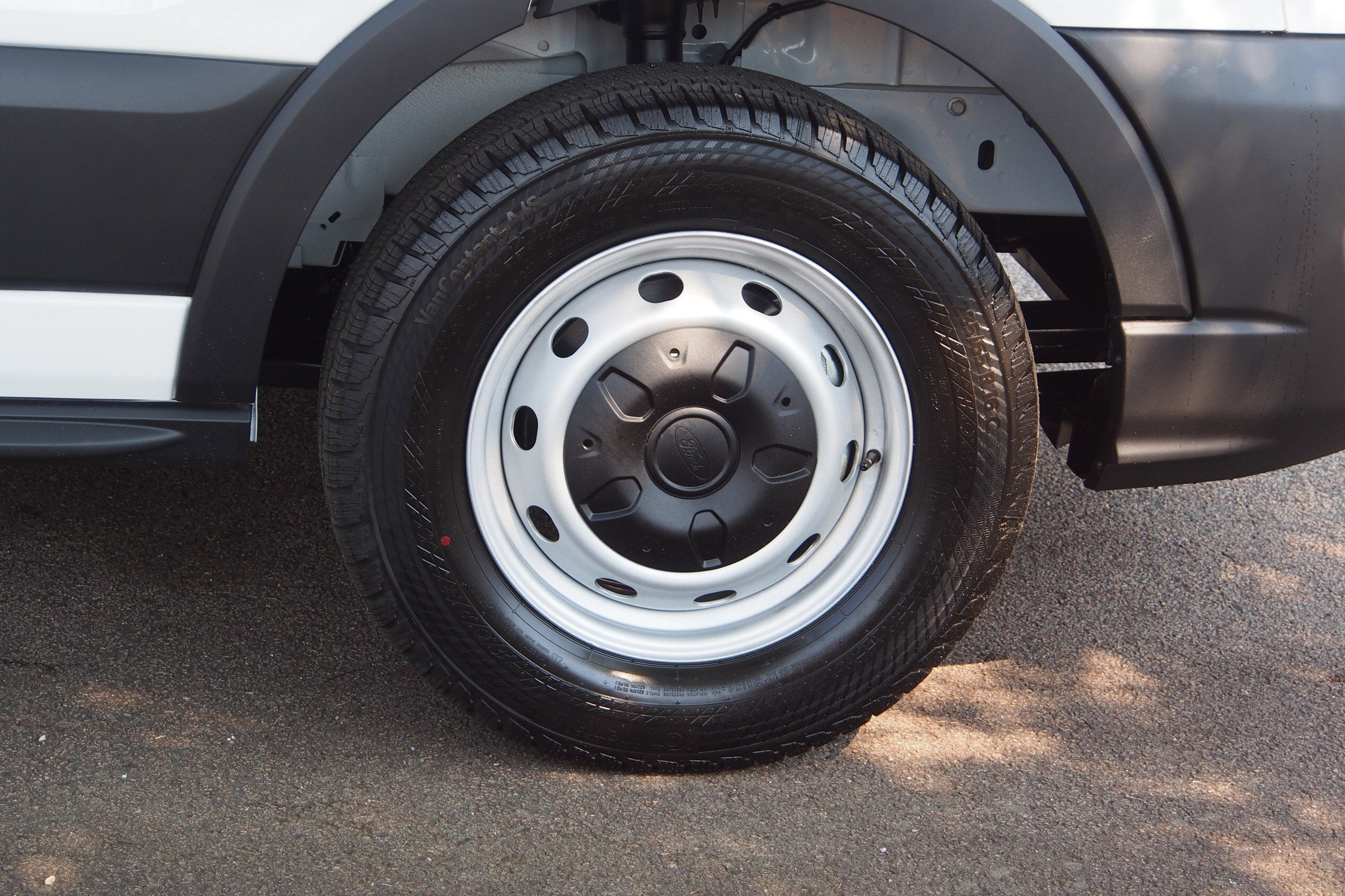 2025 Ford Transit Cargo Van Base