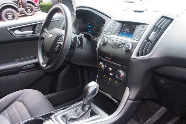2015 Ford Edge SE