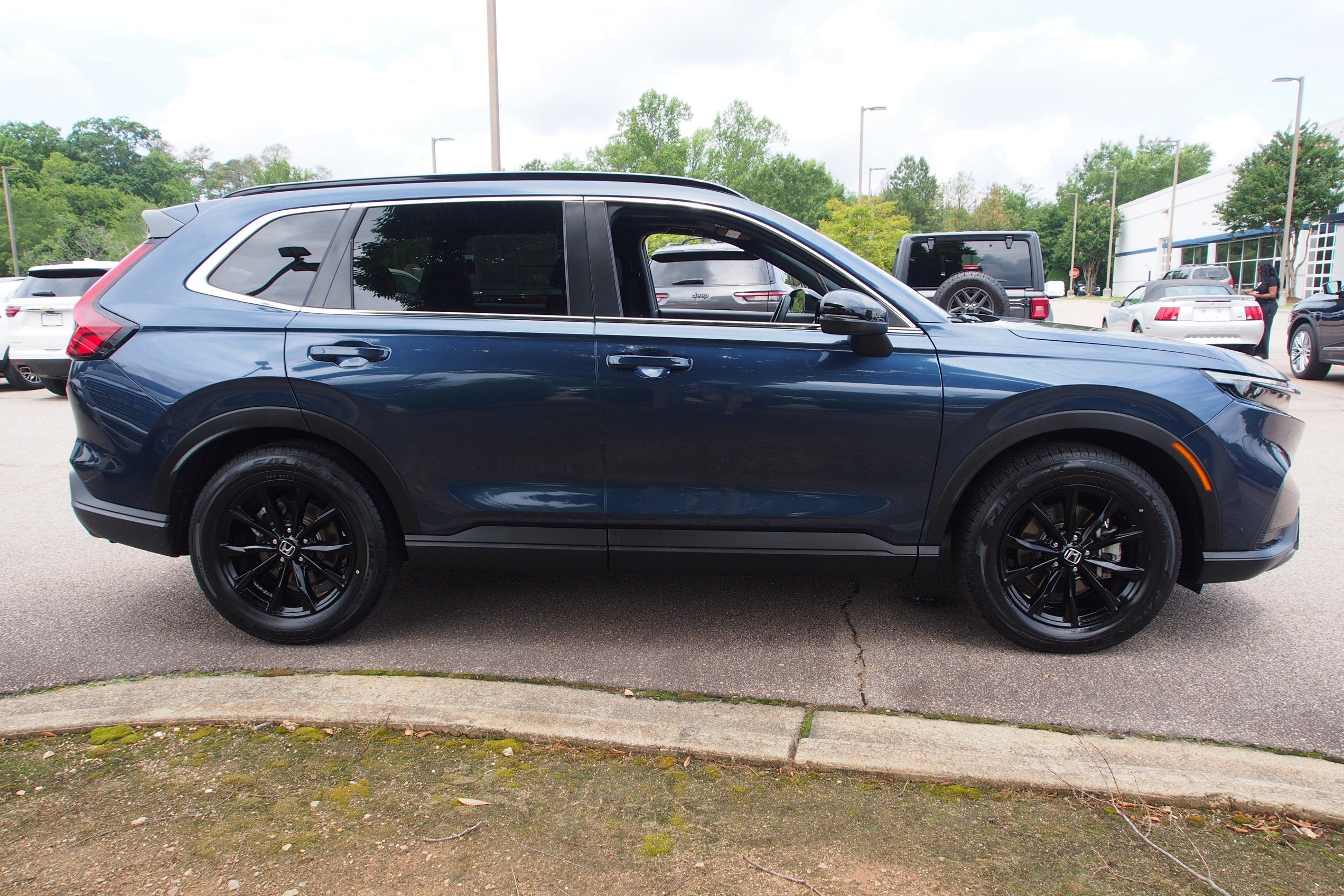 2023 Honda CR-V Hybrid Sport