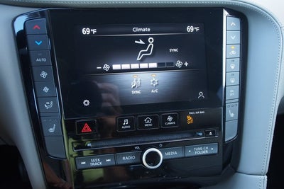 2023 INFINITI QX50 LUXE