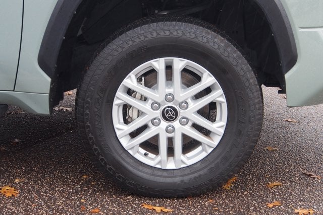 2024 Toyota Tundra 2WD SR5