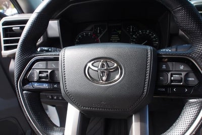 2022 Toyota Tundra 4WD SR5