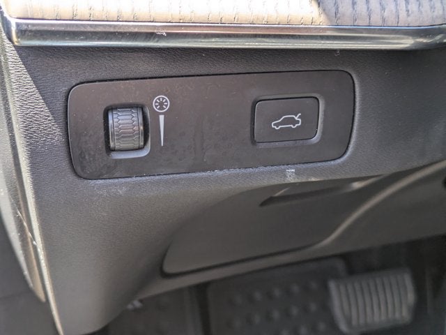 2022 Volvo XC90 Inscription