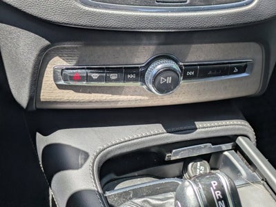 2022 Volvo XC90 Inscription