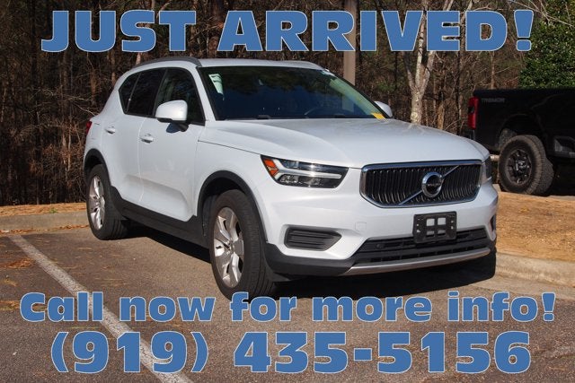 2020 Volvo XC40 Momentum