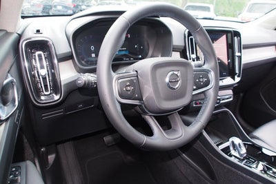 2023 Volvo XC40 Plus Dark Theme