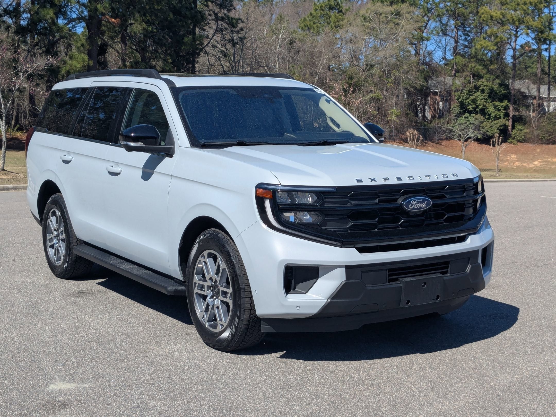 2025 Ford Expedition Active