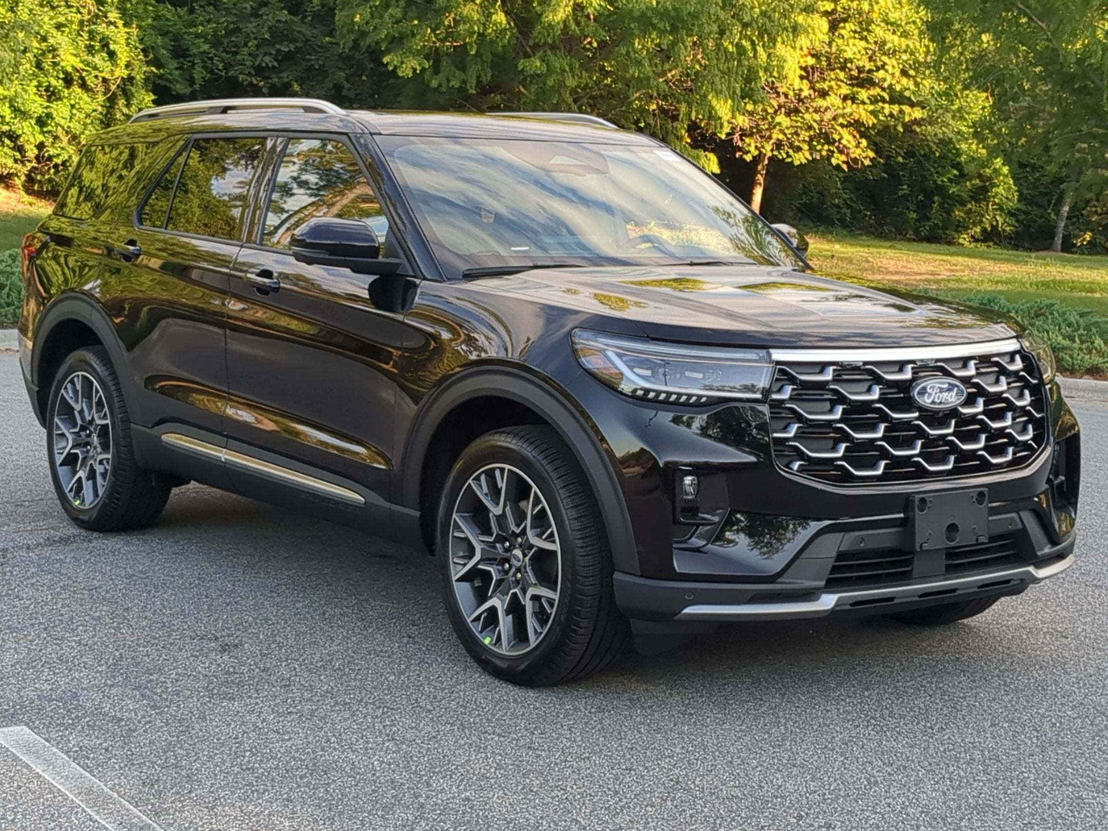 2027 Ford Explorer Platinum