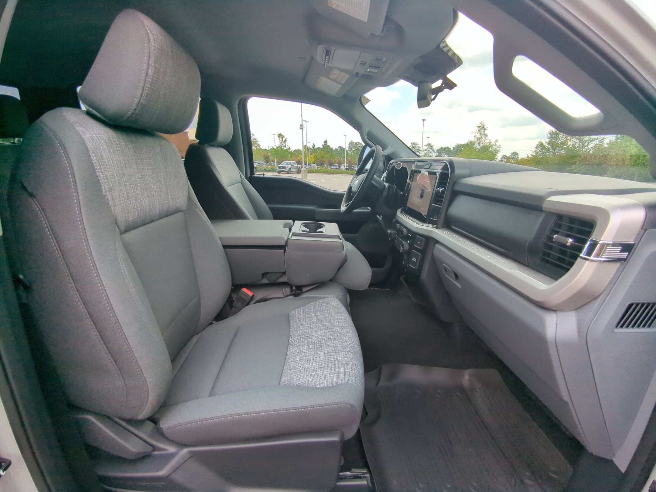 2026 Ford Super Duty F-250 SRW XLT