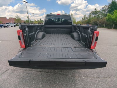 2026 Ford Super Duty F-350 SRW Platinum