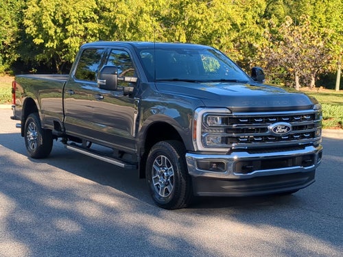 2027 Ford Super Duty F-350 SRW LARIAT