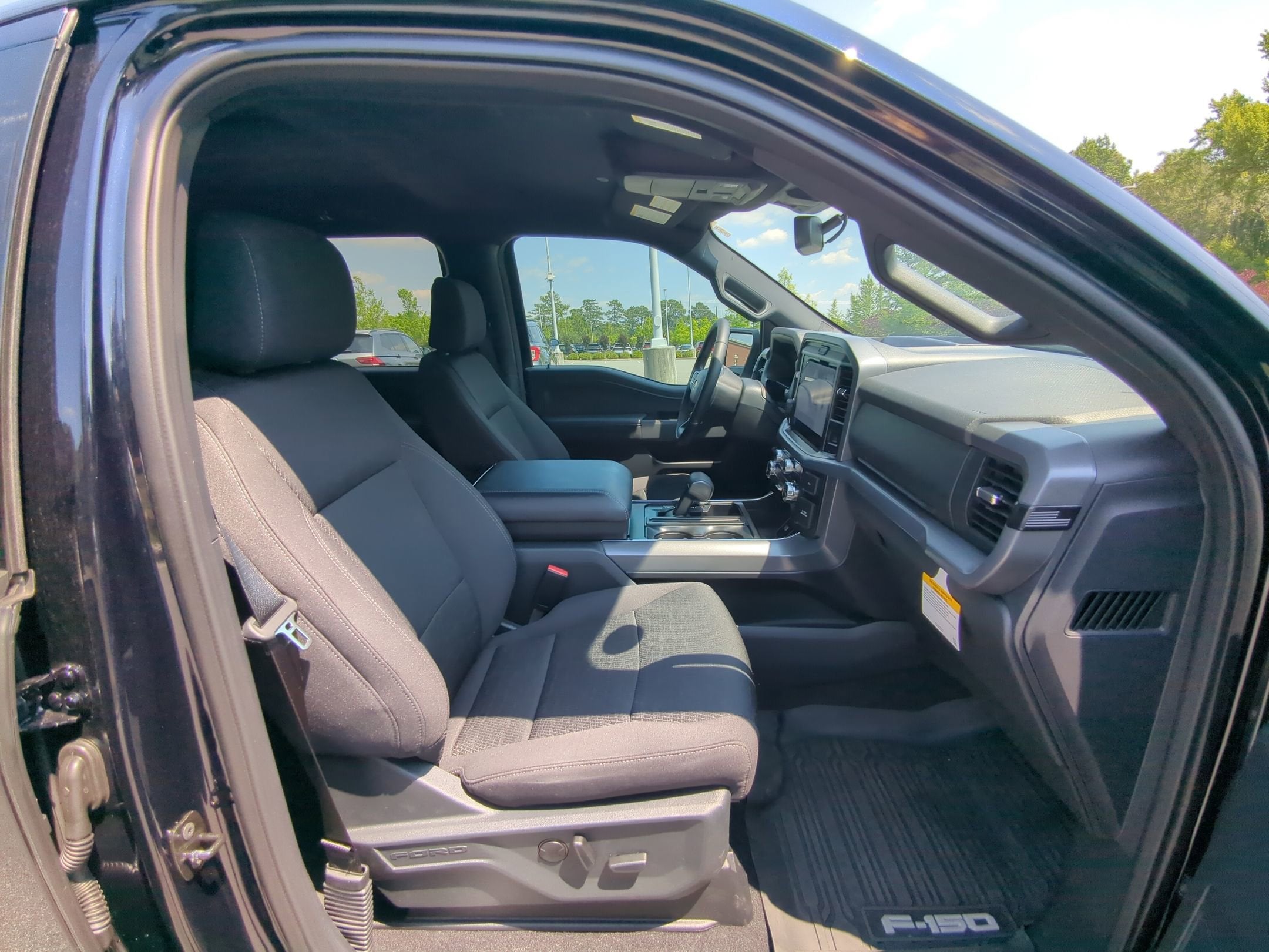 2026 Ford F-150 XLT - Crossroads Courtesy Demo