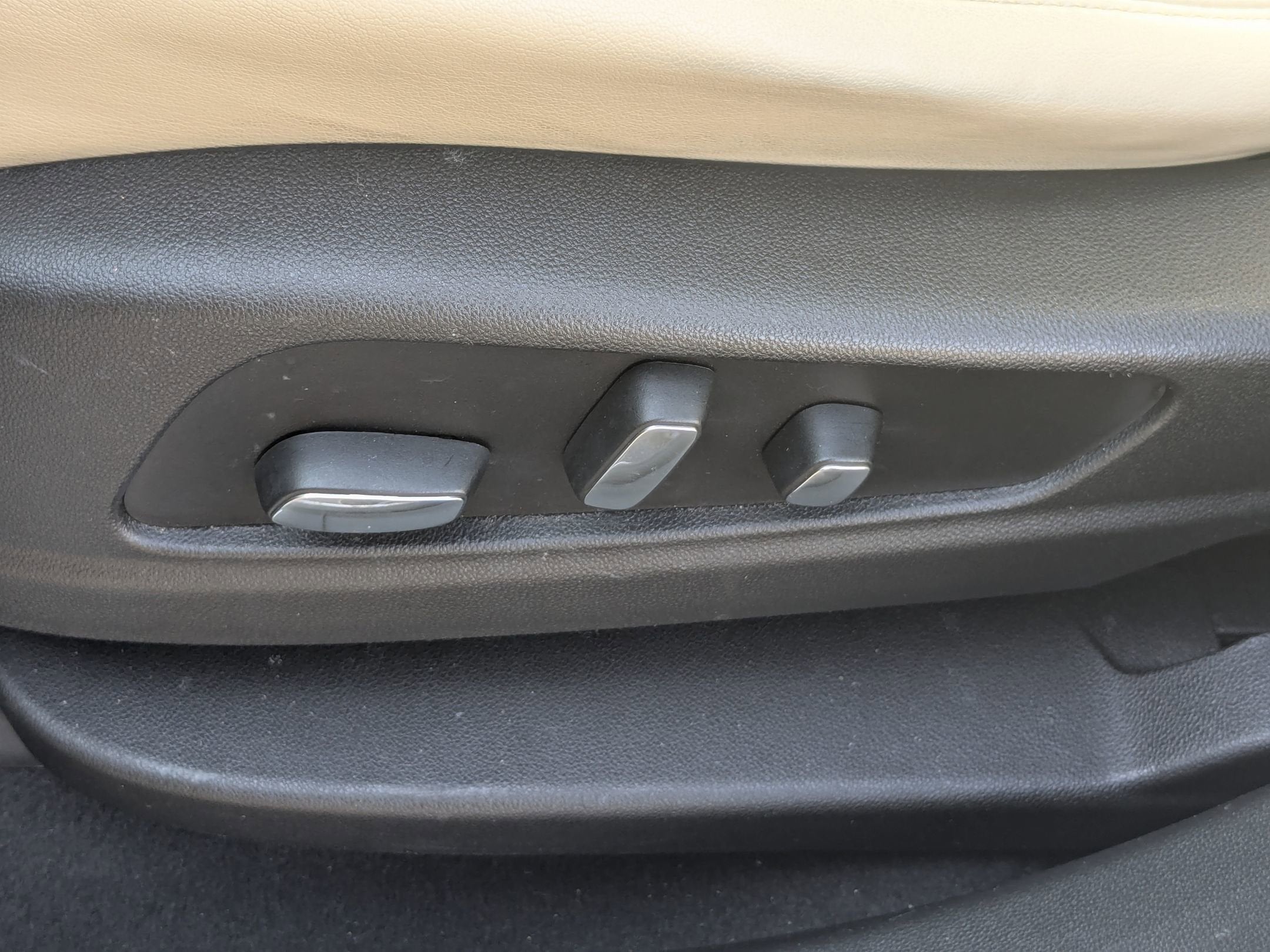 2017 Cadillac XT5 Luxury FWD