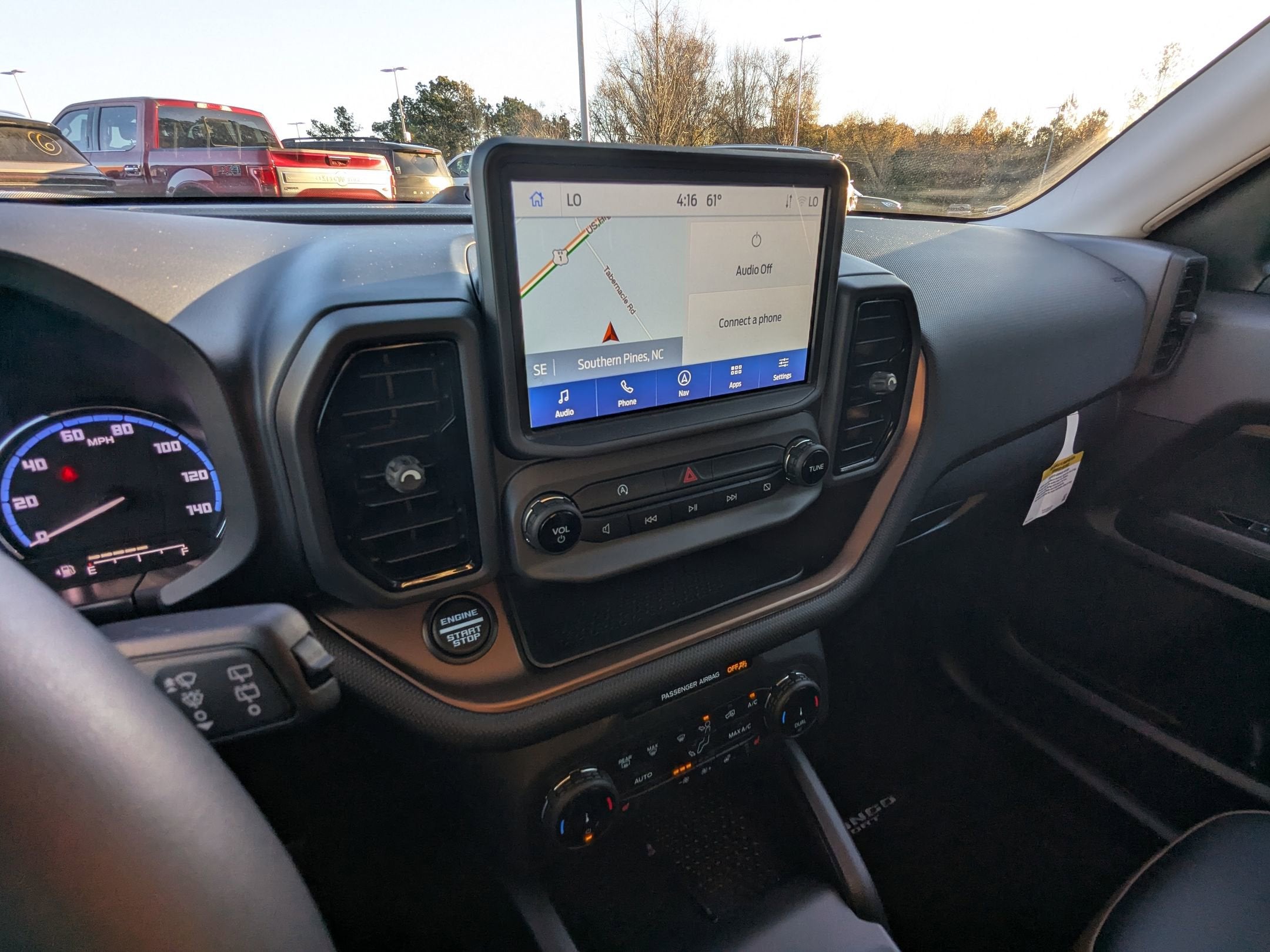 2024 Ford Bronco Sport Outer Banks - Crossroads Courtesy Demo