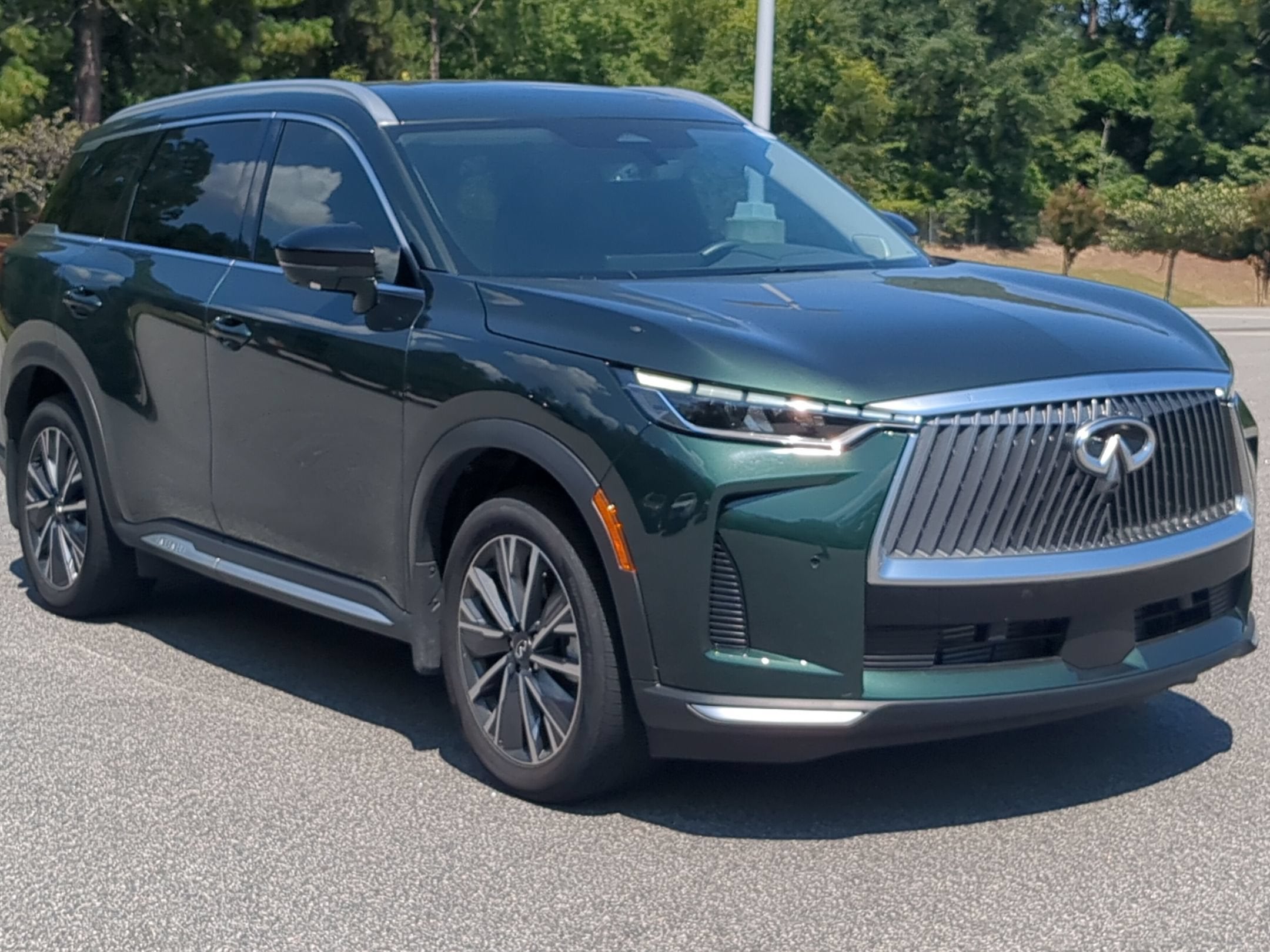 2026 INFINITI QX60 LUXE