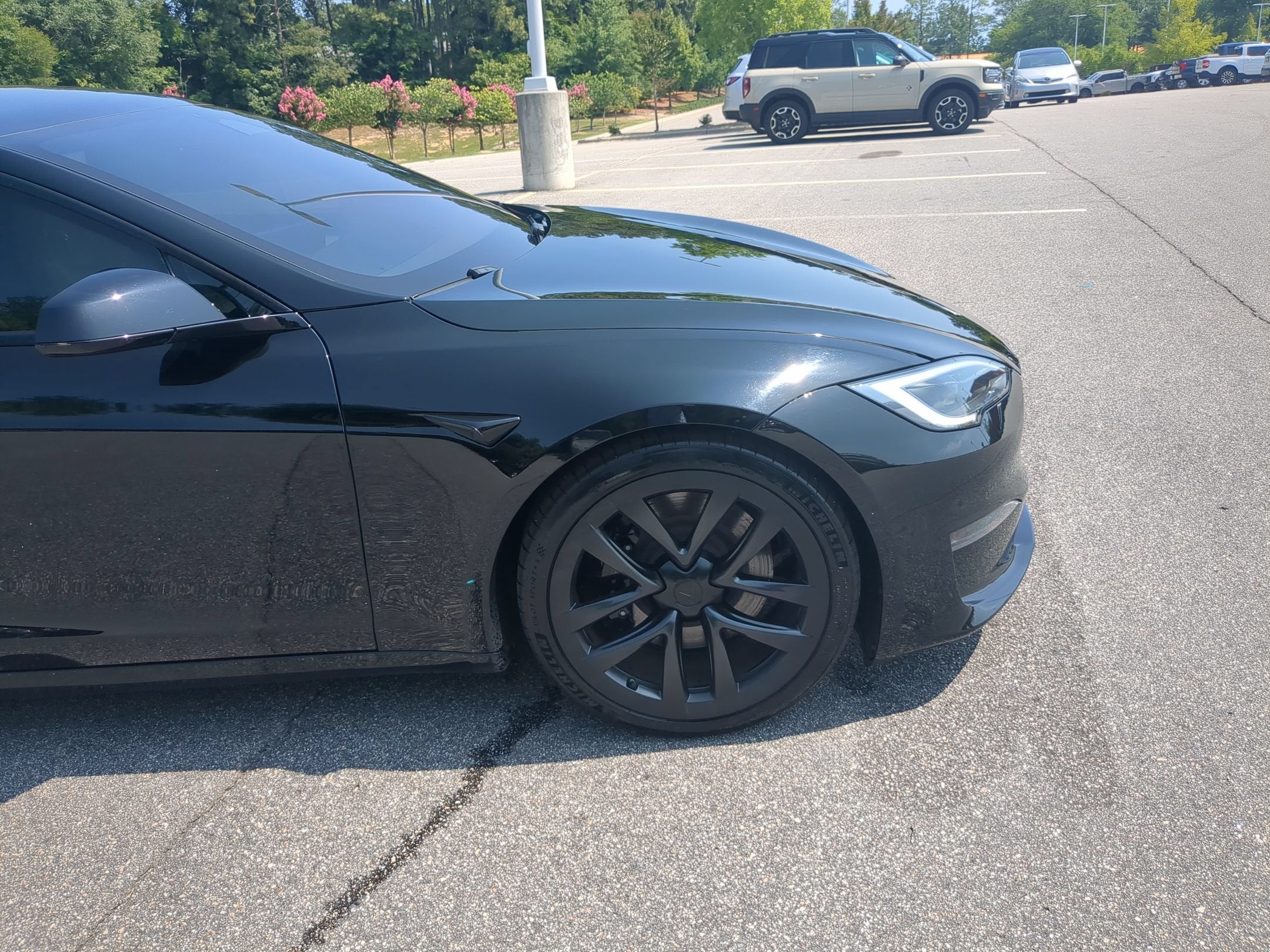 2023 Tesla Model S Plaid