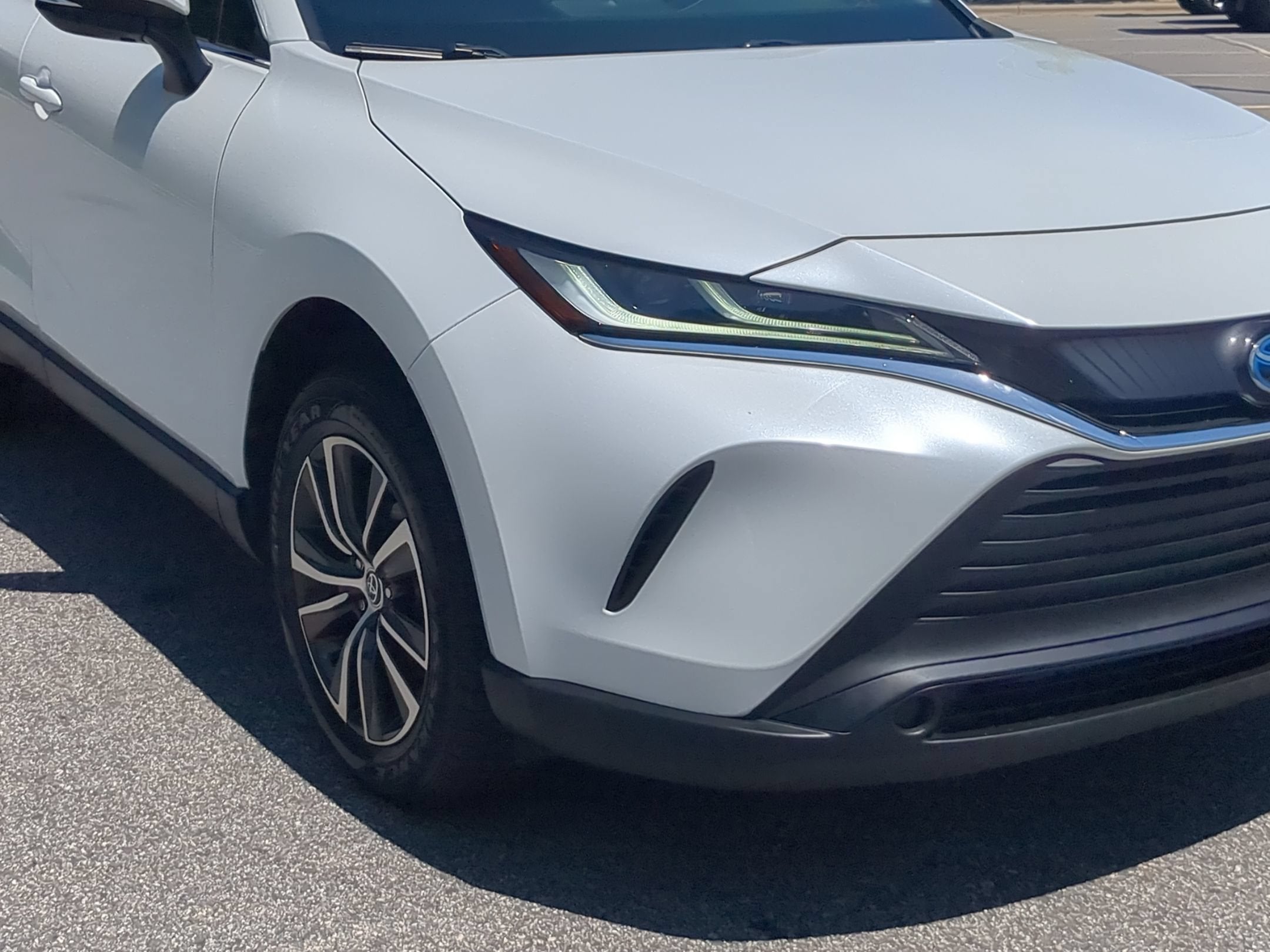 2023 Toyota Venza LE