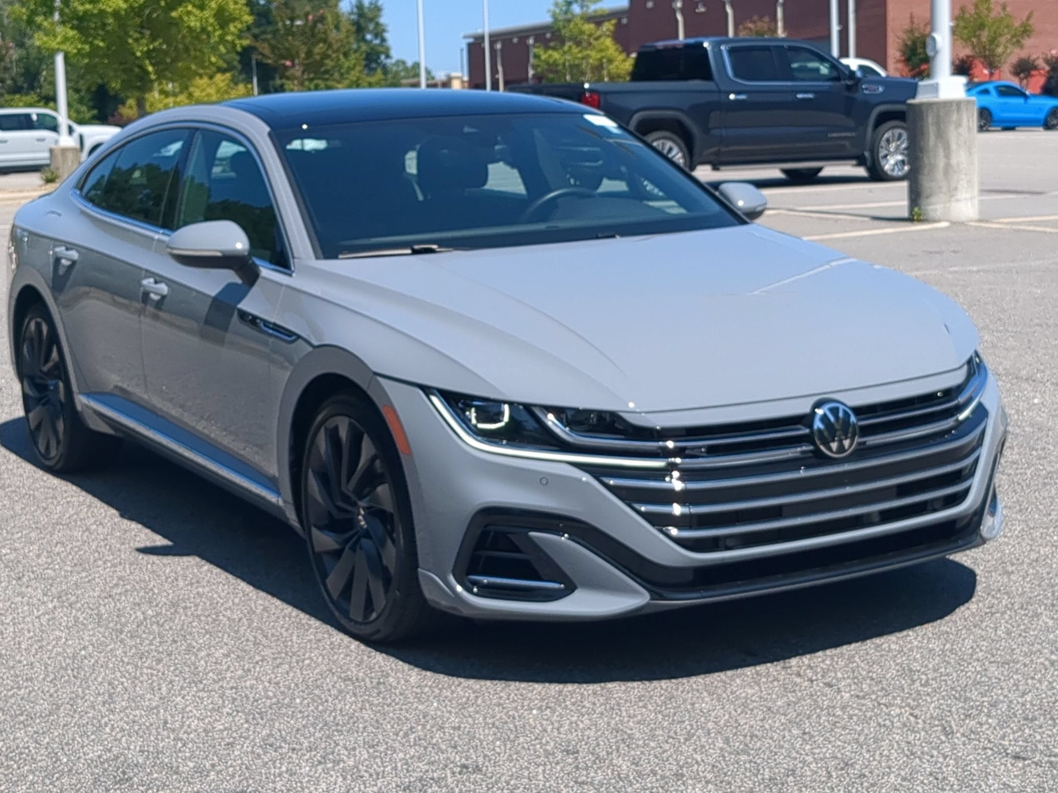 2023 Volkswagen Arteon SEL R-Line