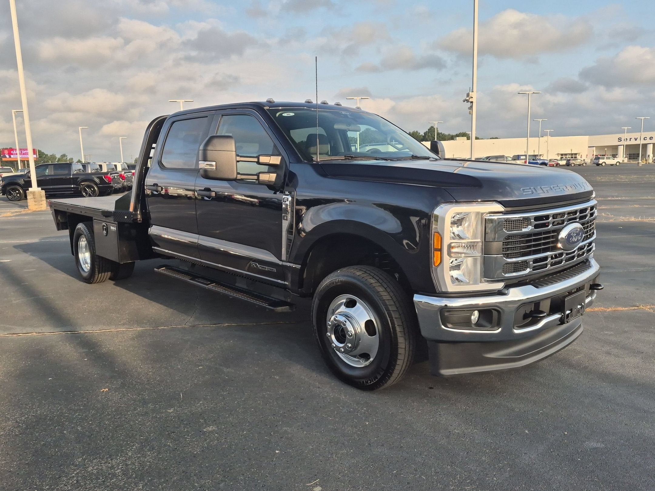 2025 Ford Super Duty F-350 DRW XL