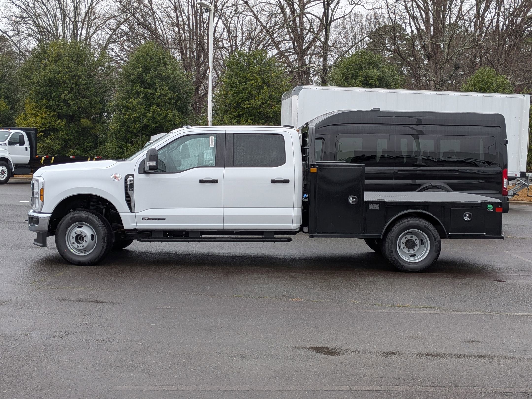 2026 Ford Super Duty F-350 DRW XL