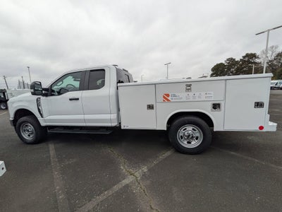 2025 Ford Super Duty F-350 SRW XL