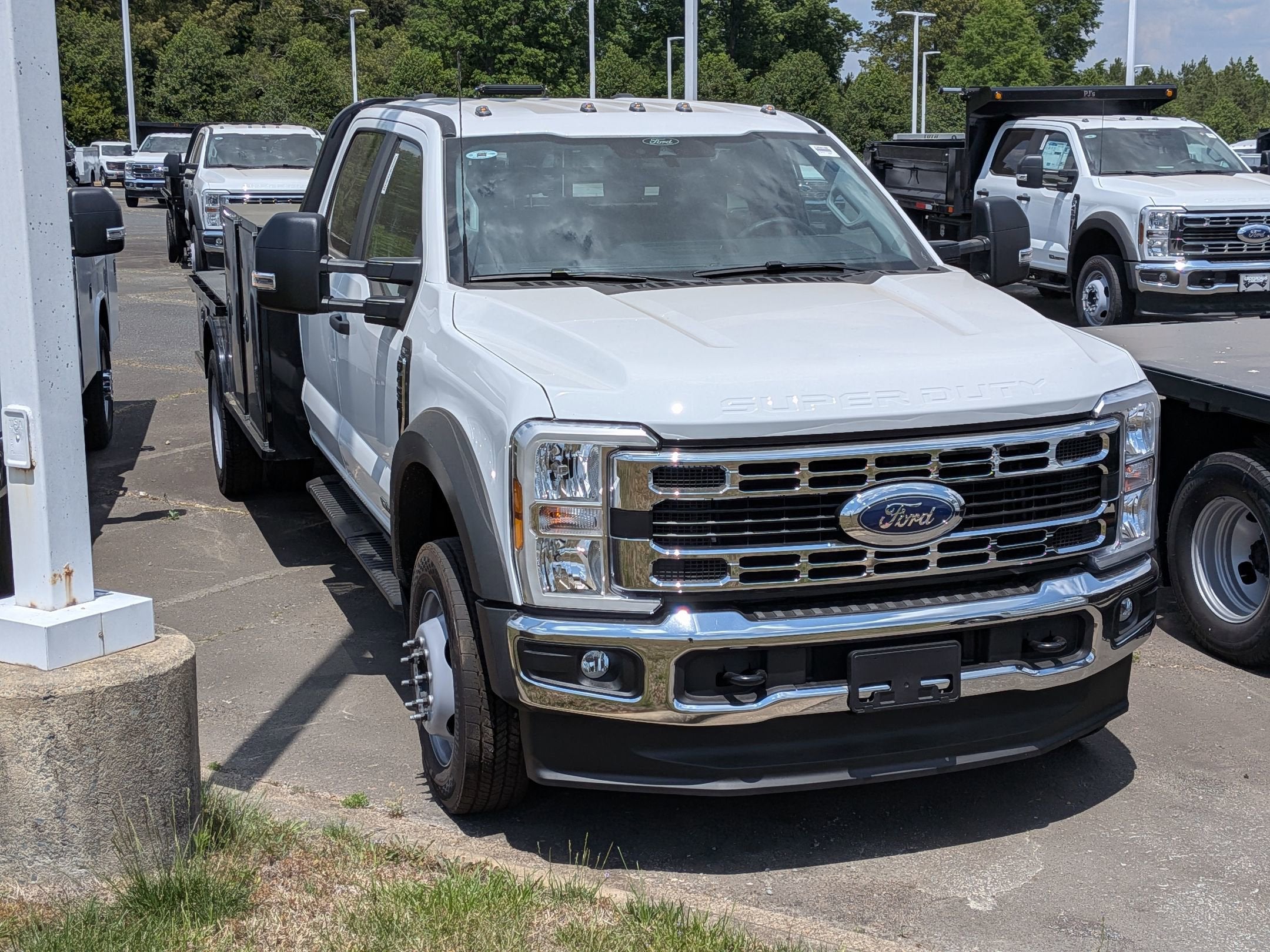 2026 Ford Super Duty F-450 DRW XL