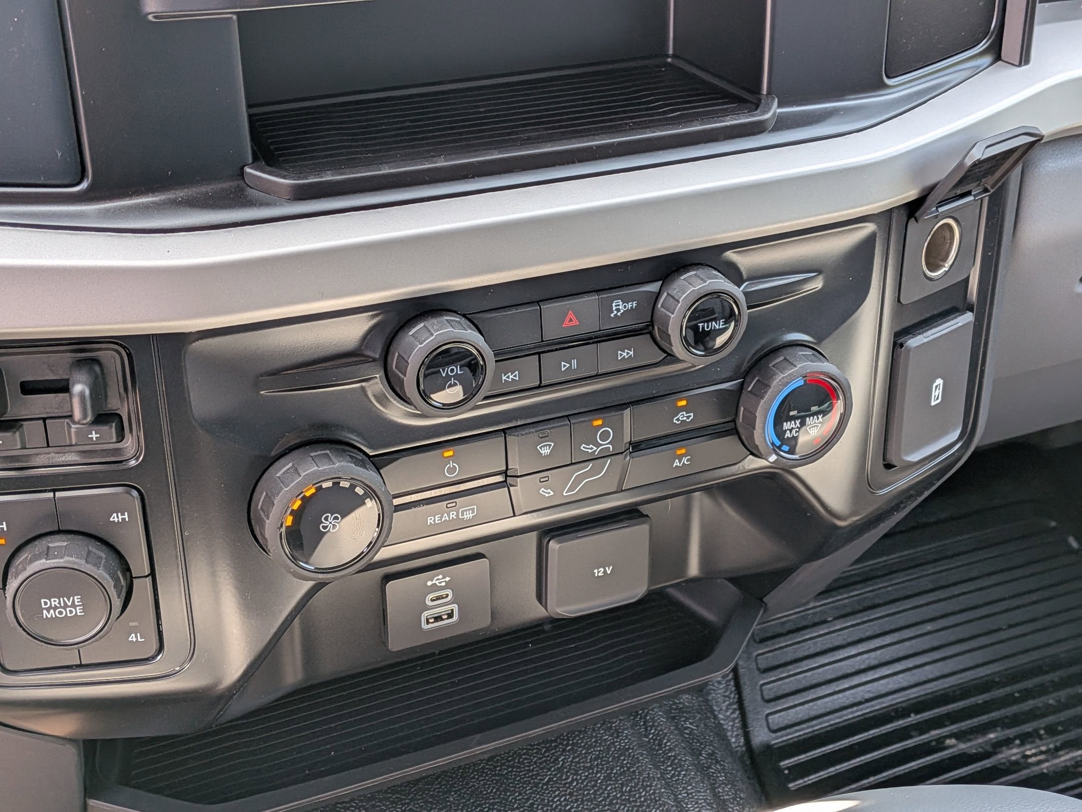 2026 Ford Super Duty F-450 DRW XL
