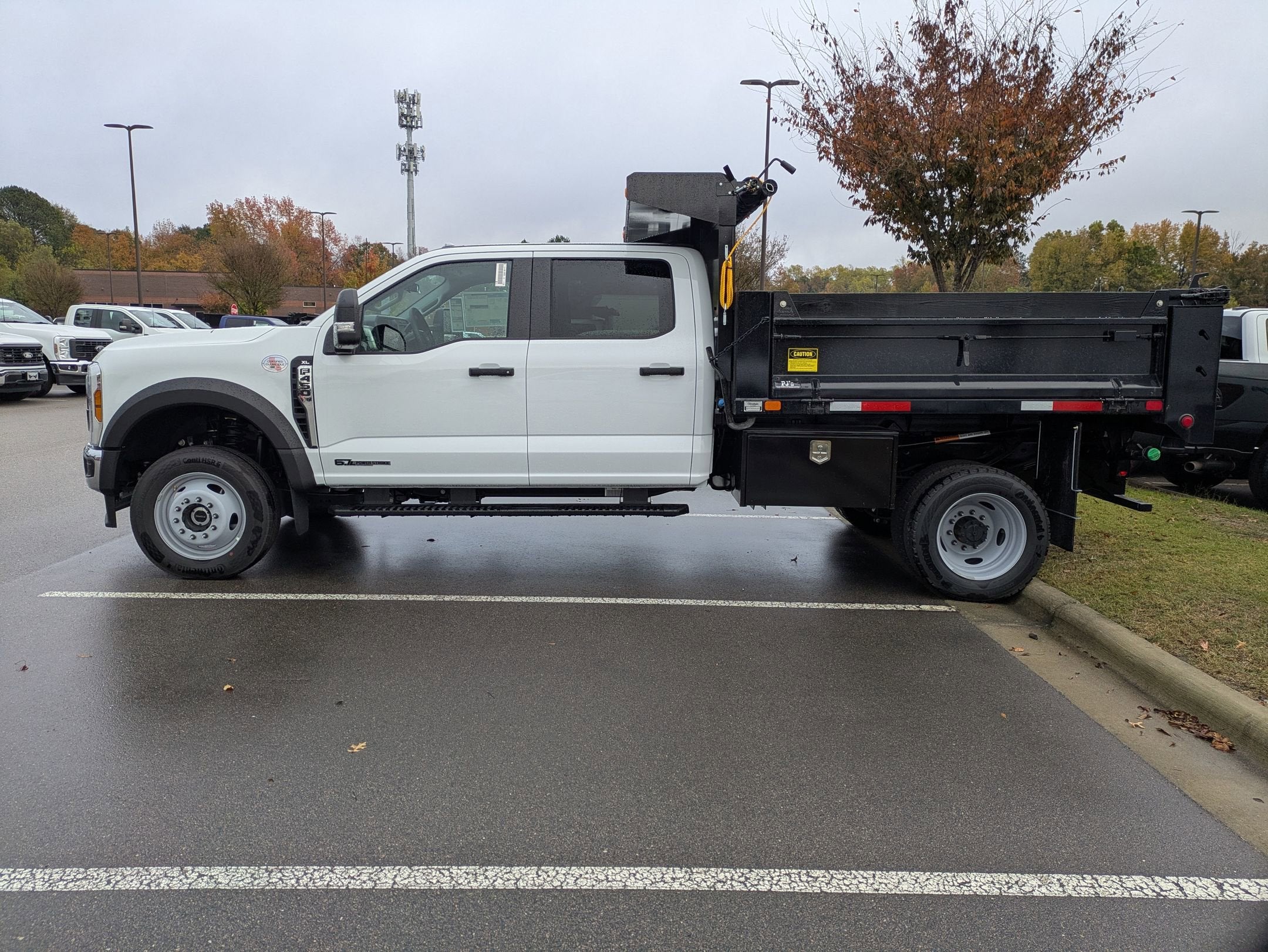 2025 Ford Super Duty F-450 DRW XL