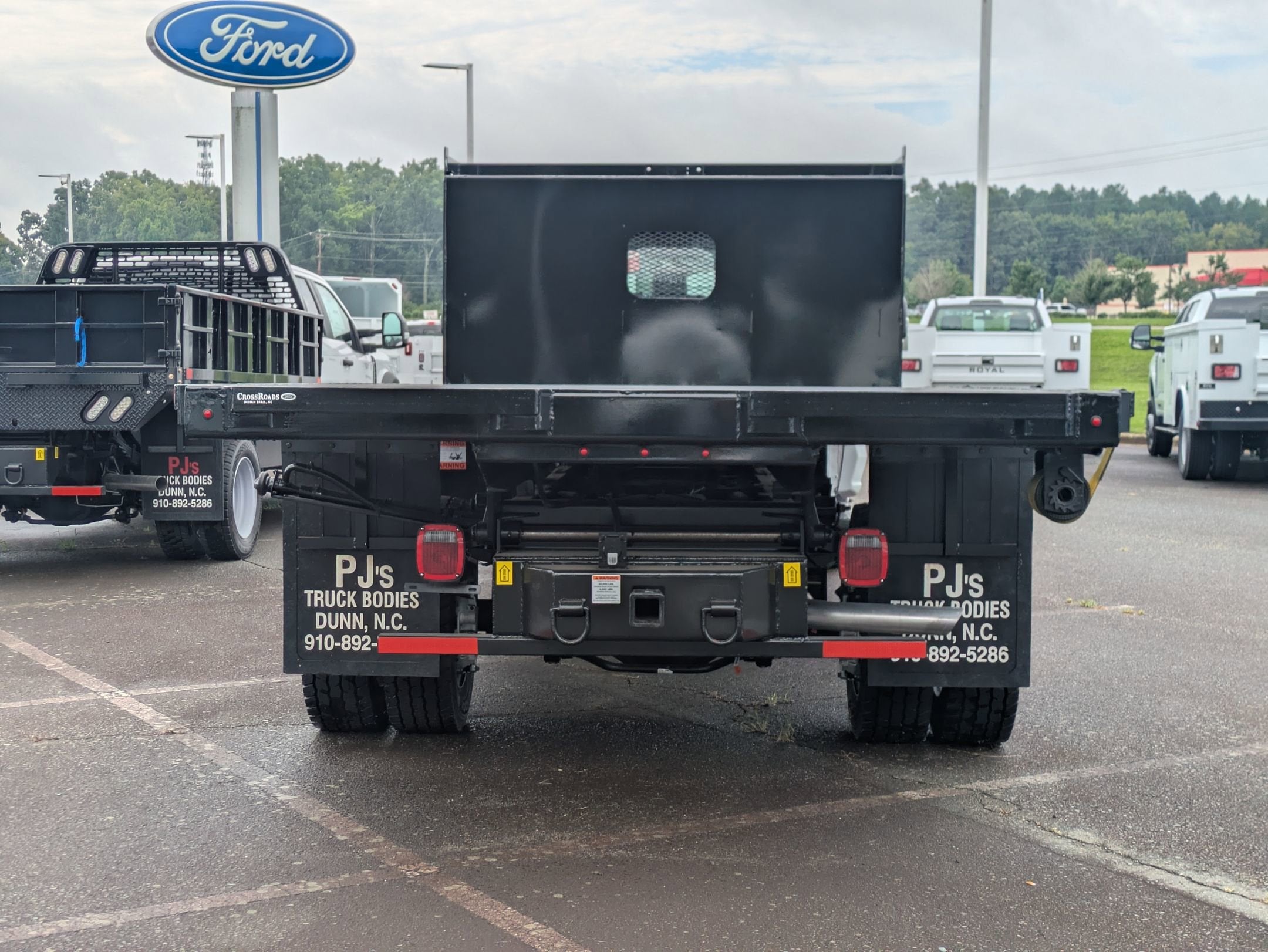 2025 Ford Super Duty F-600 DRW XL